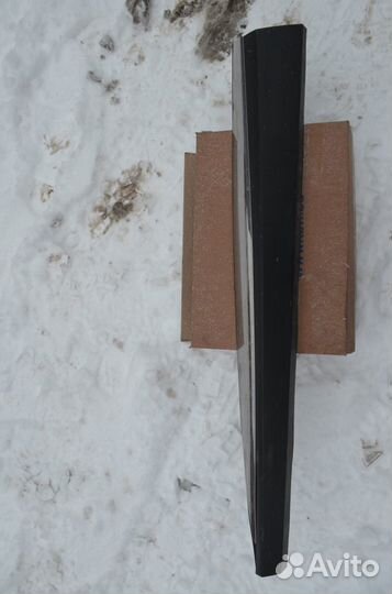 Nissan Murano молдинг двери передней левой