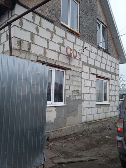 1-к. квартира, 100 м², 2/2 эт.