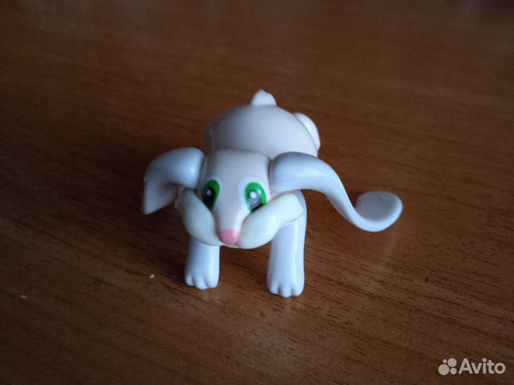 Игрушка из киндера