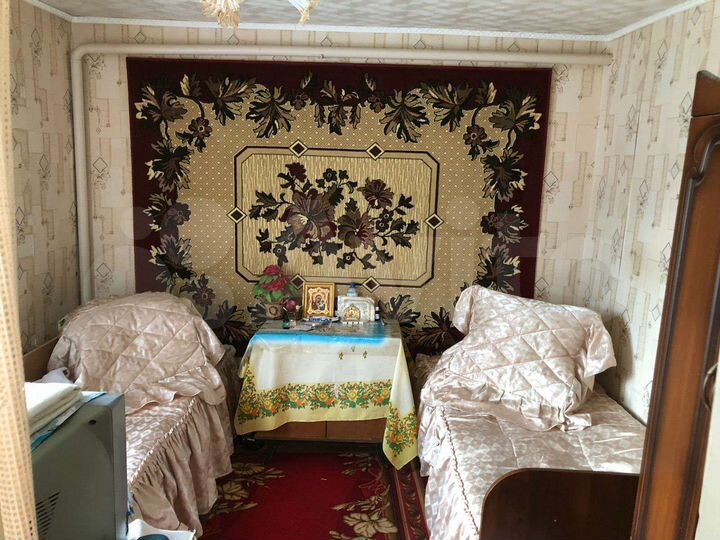 2-к. квартира, 40 м², 1/1 эт.