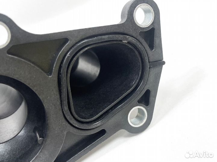 Корпус термостата Ford Focus 2 Форд