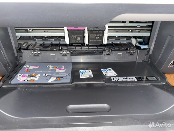 Принтер-сканер HP Deskjet 1050