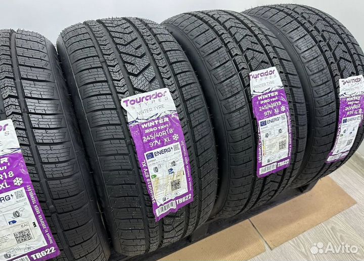 Tourador Winter Pro TSU1 245/40 R18 и 265/35 R18 24U