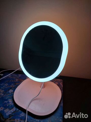 Зеркало косметическое с подсветкой