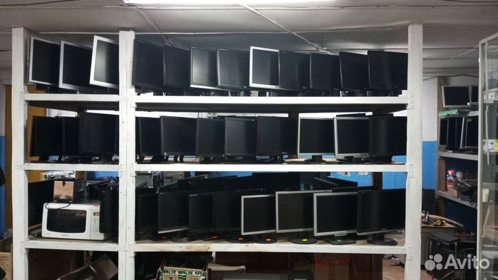 Мониторы много разные