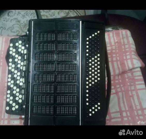 Баяны, гармони