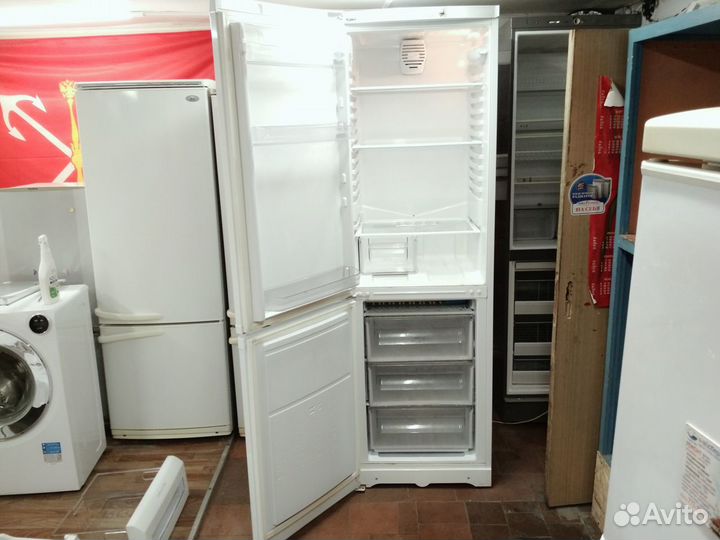 Холодильник бу Hotpoint Ariston c Доставкой