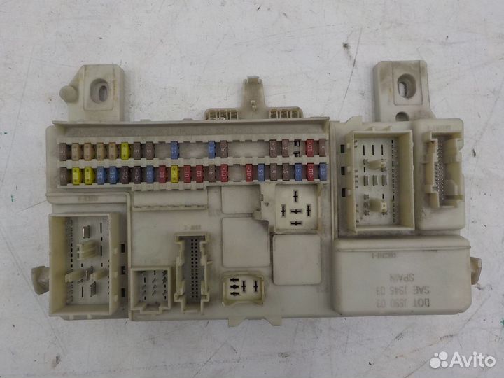 Блок предохранителей (салон) Volvo S40 2004