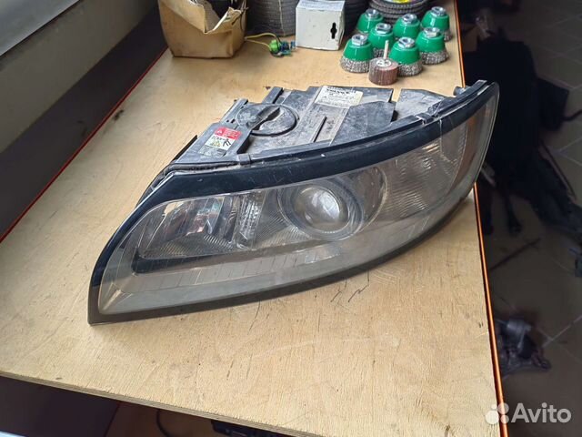 Фара левая Volvo S40 2007-2012 ксенон