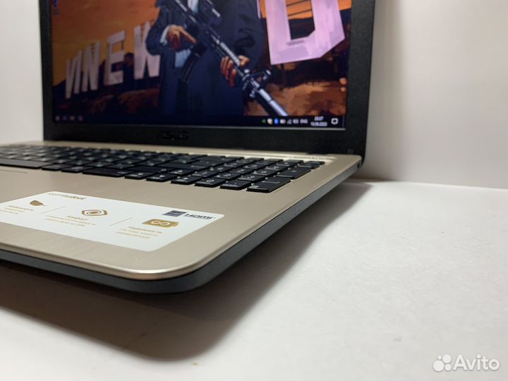 Игровой ноутбук Asus 4ядра/4gb/2видеокарты/ssd