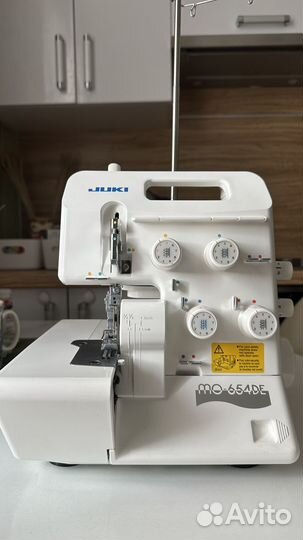 Оверлок juki mo 654de