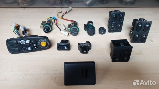 Кнопка стеклоподъемника ваз