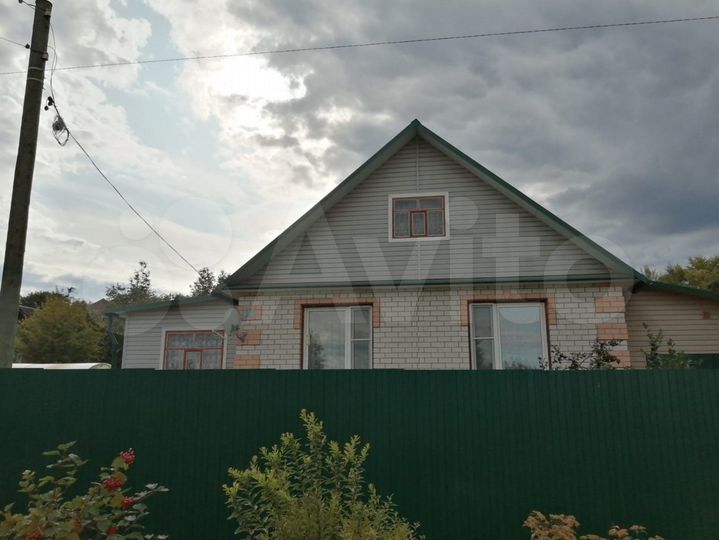 Дом 55 м² на участке 7,6 сот.