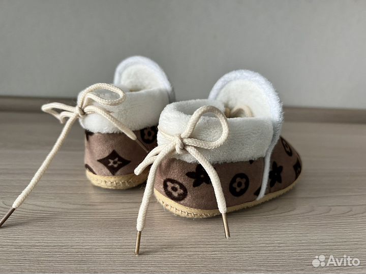 Пинетки для девочки нарядные