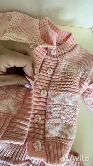 Вязаный детский костюм