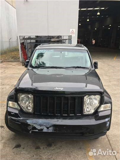 Разбор на запчасти Jeep Liberty
