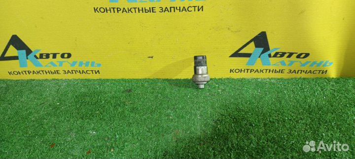Датчик давления компрессора кондиционера Toyota