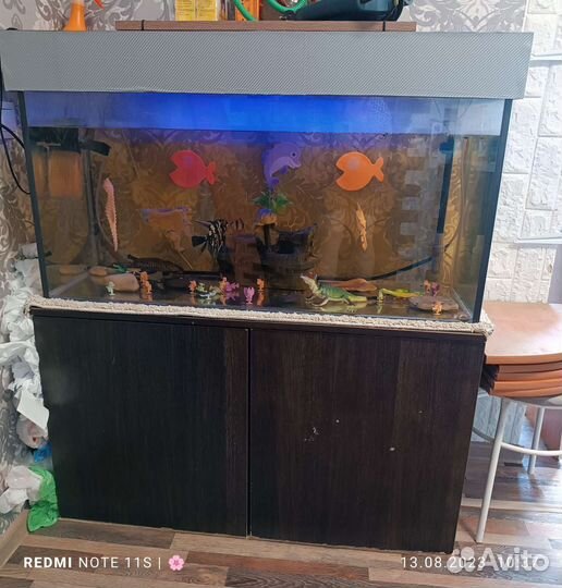 Аквариум с тумбой 200 литров