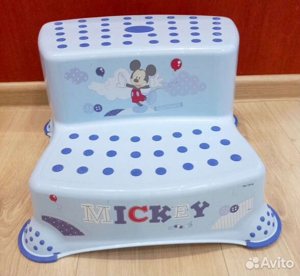 Игрушки-персонажи из мультфильмов