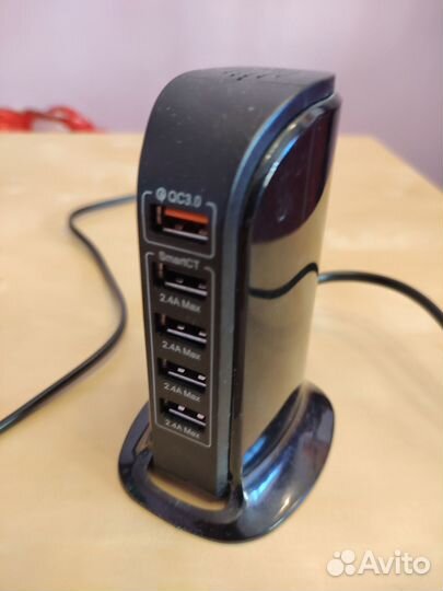 Зарядное устройство Kubic W5 Quick