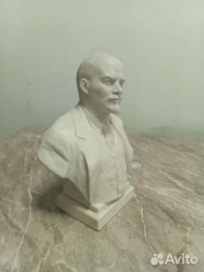 Бюст ленина СССР