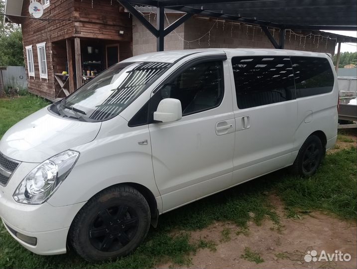 Hyundai Grand Starex 2.5 AT, 2009, 330 000 км