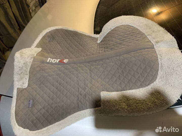 Меховушка под седло