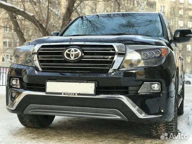 Передняя юбка Executive на Land Cruiser 200, GBT П