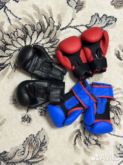 Боксерские перчатки
