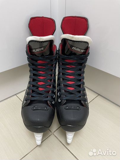 Коньки (42разм, 8) Bauer NSX