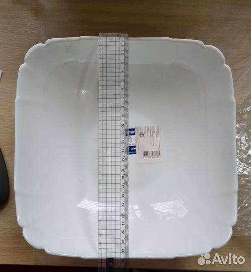 Набор столовый тарелки и большое блюдо на 6 персон