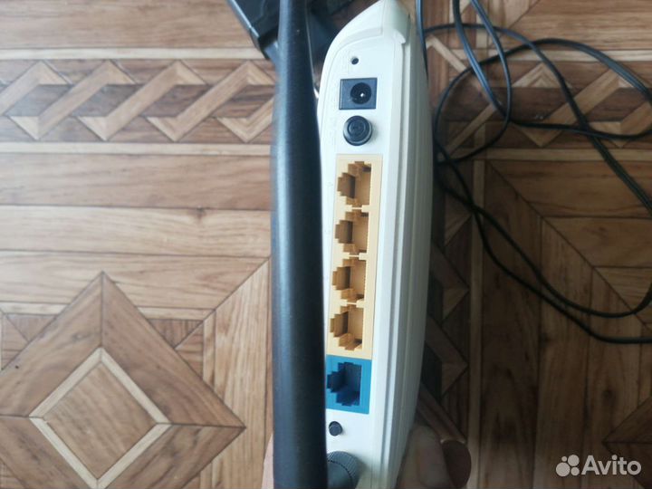 Роутер TP-link TL-WR741ND