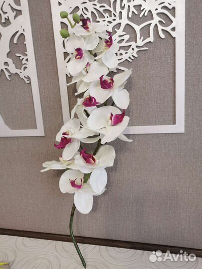 Искусственный цветок (орхидея)