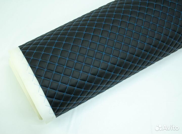 Экокожа стеганая черная с синим квадратом