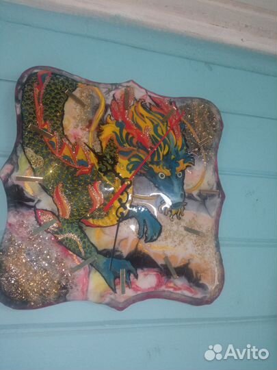 Часы дракоша