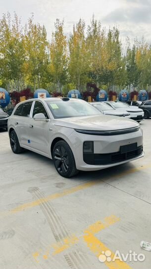 LiXiang L6 1.5 AT, 2024, 1 км