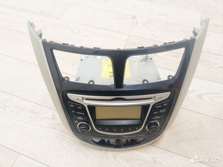 Штатная магнитола на hyundai solaris 1