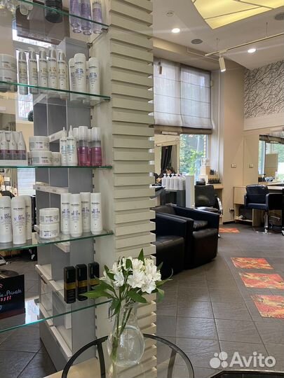 Управляющий салоном красоты