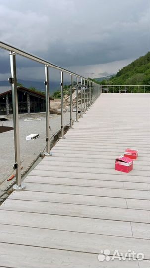 Ограждения, перила лестниц из нержавеющей стали