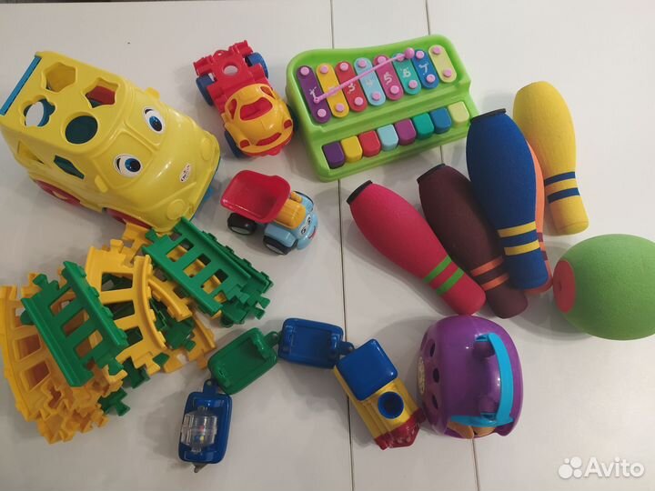 Игрушки для малыша пакетом