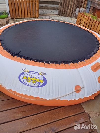 Надувные водные батуты