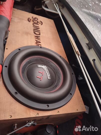 Сабвуфер с моноблоком