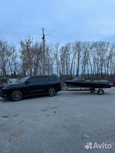 Катер Крым на водомете 200мм