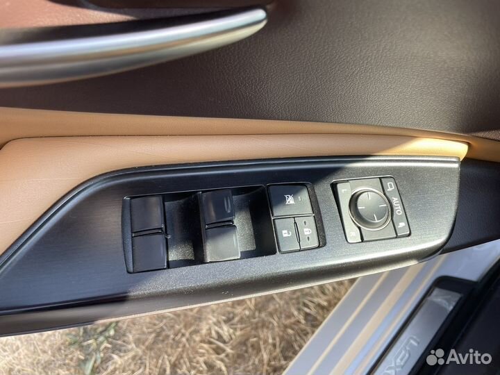 Lexus ES 2.5 AT, 2018, 142 000 км