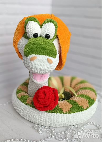Вязаная игрушка Удав Валерий