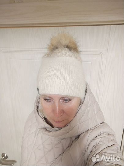 Шапка женская с помпоном