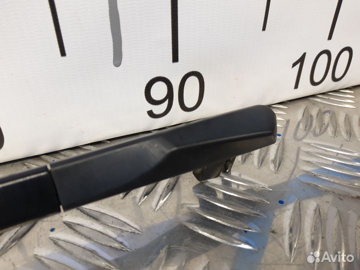 Б/У Поводок стеклоочистителя правый BMW F10#001