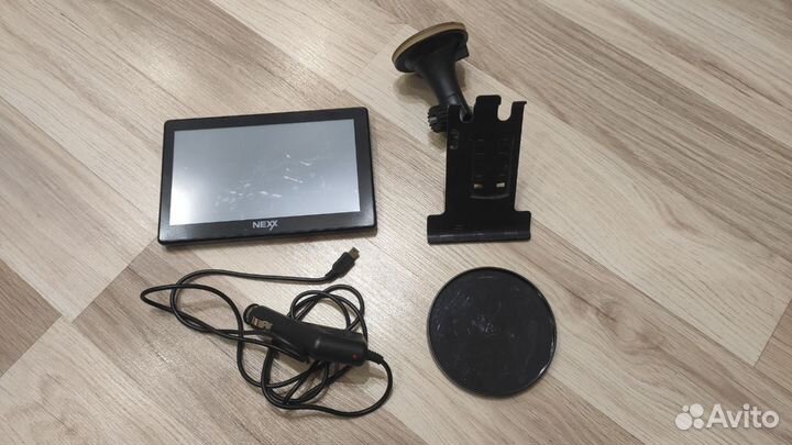 GPS-навигатор nexx nndv 700