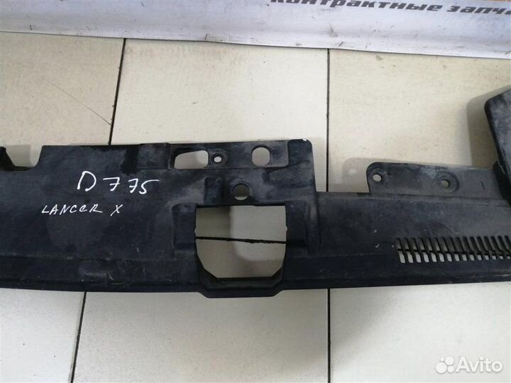 Накладка передней панели Mitsubishi Lancer 10 1.5