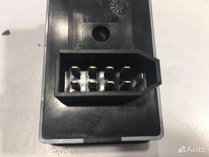 Блок управления зеркалами Chevrolet Niva 2002-2009